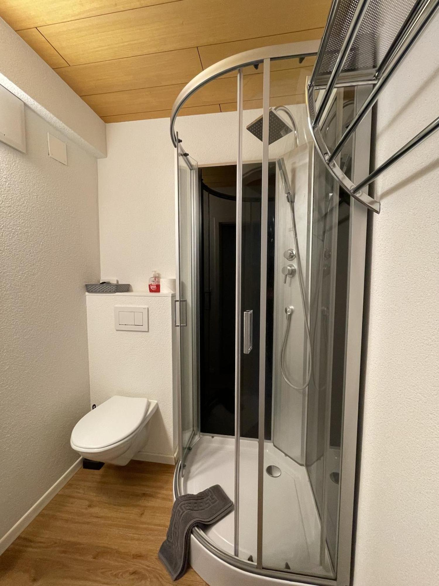 Hotel Sternen Gurtnellen Bilik gambar